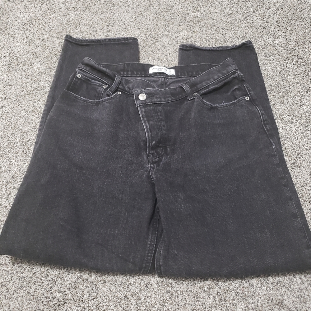 A&F High Rise Jeans with Criss Cross Waistband - Picture 1 of 13